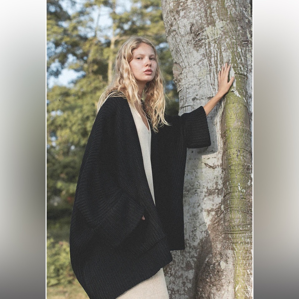 Indigo Luna TUULA PONCHO BLACK